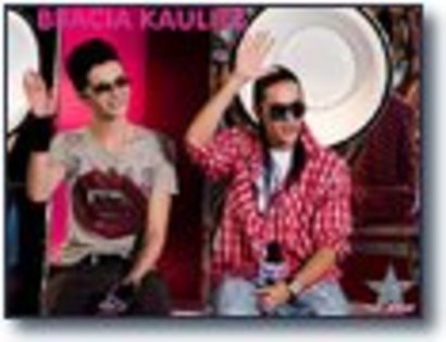 4-Bracia-Kaulitz-0-5236_th - Tokio Hotel-poze modificate