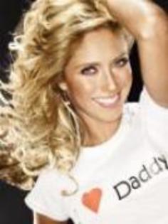 YXRDDFGQVPYLNILRMFO - Anahi