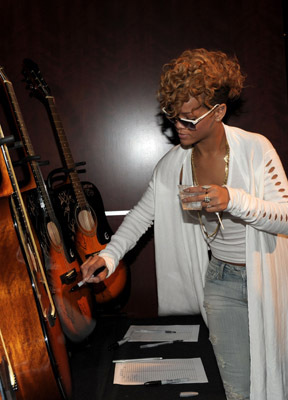 59445511riripol22201083529am