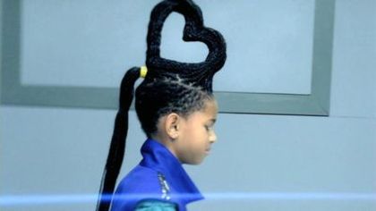 normal_Willow-Smith-Whip-My-Hair5Bwww_savevid_com5D_mp4_000012262