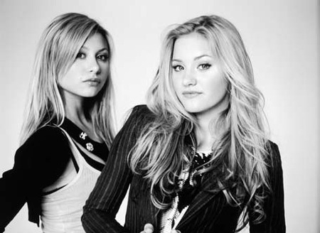 Aly-and-AJ-3-aly-and-aj-12469233-450-328