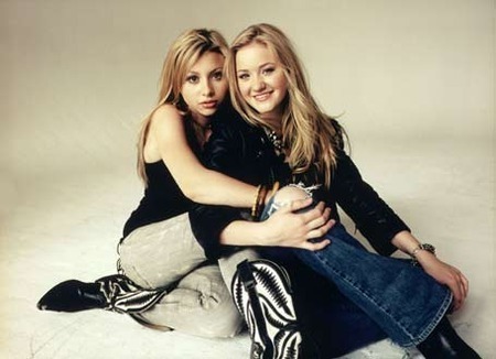 Aly-and-AJ-3-aly-and-aj-12469236-450-326