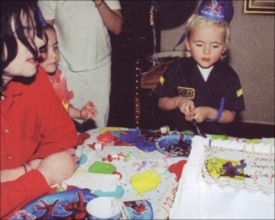 010-Private-Photos-2003-Birthday-from-Prince-paris-jackson-12931408-350-280