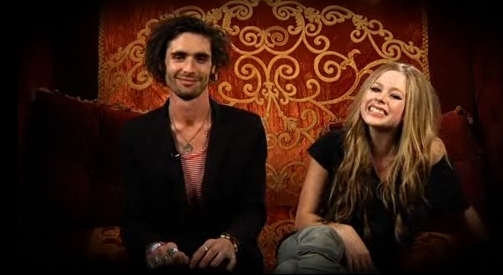 Avril-and-Tyson-Ritter-Interview-avril-lavigne-10861354-503-275 - Voi - ce - credeti