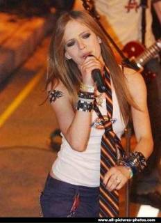 avrillavigne007img3mb