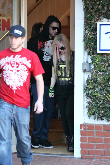 Avril+Lavigne+Avril+Lavigne+Brody+Jenner+Fred+TL-RMnK1gEZl