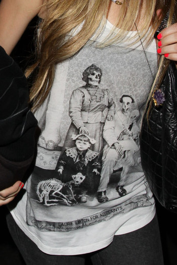 Avril+Lavigne+Brody+Jenner+Avril+Lavigne+West+hLFBhTzUJcIl - Voi - ce - credeti