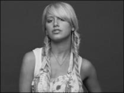 IMYZYWVCRRBKQJKVZRQ - Ashley tisdale