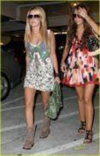 PHAGQDSUMRLONIMXMNN - Ashley tisdale