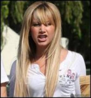 WBGTESTGFITTSKFAKGF - Ashley tisdale