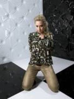 GGFTPXNUABXDEIUEOJJ - Ashley tisdale