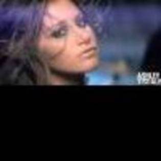 VHXVTHKLDLFNDDOMOCB - Ashley tisdale