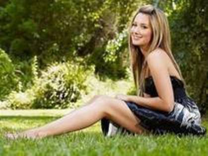 WIOUZDHJHHMQLMDTTTX - Ashley tisdale