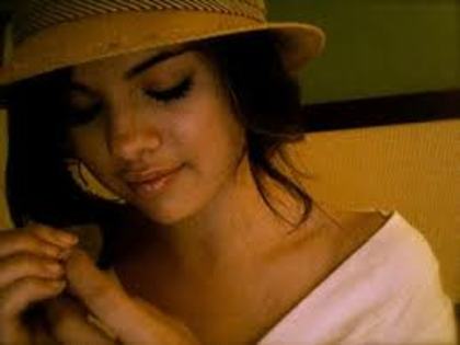 POZA RARA CU SELLY 26 - Poze rare cu Selena Gomez