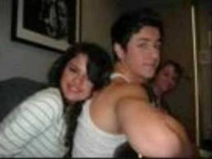 POZA RARA CU SELLY 32