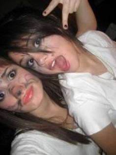 POZA RARA CU SELLY 36