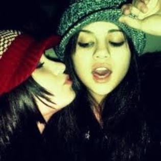 POZA RARA CU SELLY 38 - Poze rare cu Selena Gomez