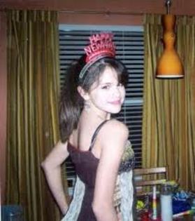 POZA RARA CU SELLY 5 - Poze rare cu Selena Gomez