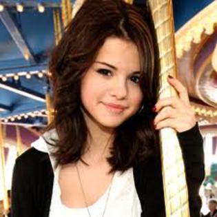 POZA RARA CU SELLY 6 - Poze rare cu Selena Gomez