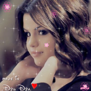 30822498_DBQGKRCMV - selena gomez