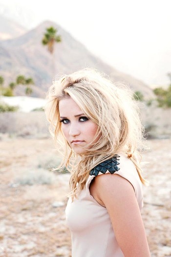 Emily Osment - Concurs Starul Disney Favorit