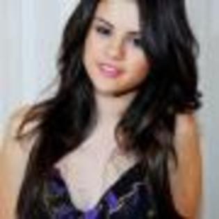 Selena_Gomez_1247633710_1 - selena gomez
