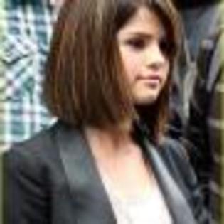 Selena_Gomez_1252597384_4 - selena gomez