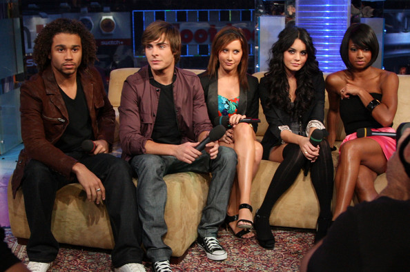 Vanessa+Hudgens+Ashley+Tisdale+MTV+TRL+Presents+J7vOuRHp2PKl