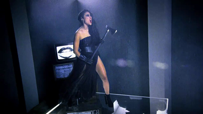 Natalia_Kills-Mirrors-music_video3 - NATALIA KILLS