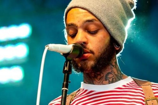 eyyw - Bruno Mars si Travie Mccoy