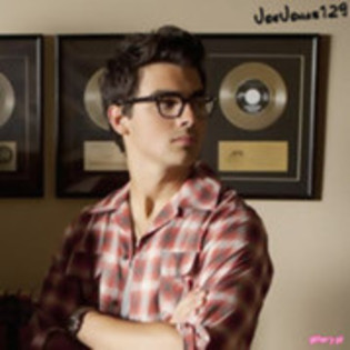 joe - xXxJonasxXx