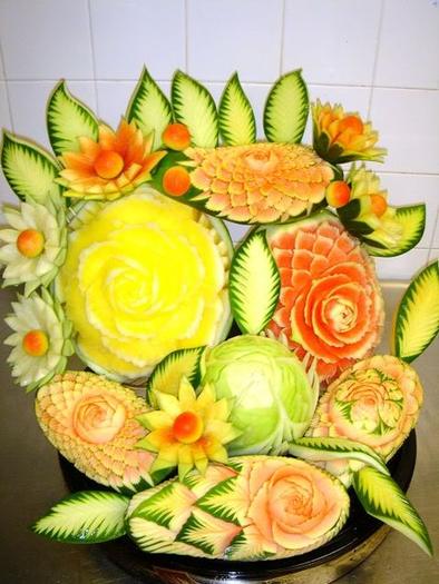 fruitcarving