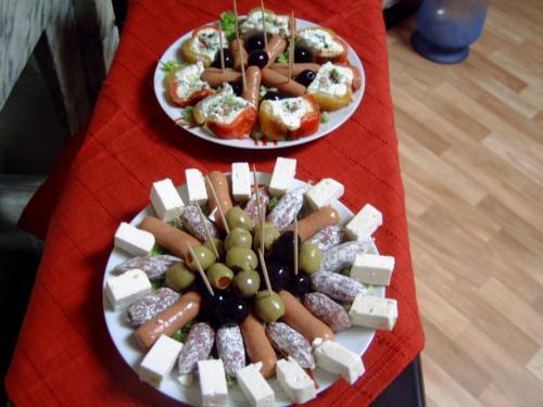 post-30428-1171263406_thumb - poze aperitive si torturi