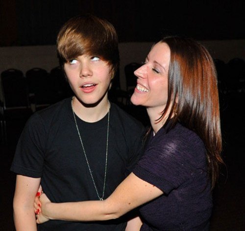 justin-bieber-mother