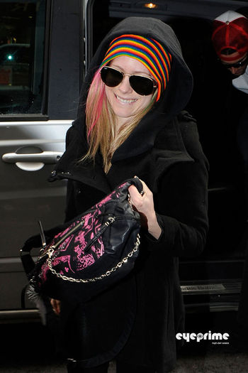 normal_avril_eyeprime_34 - February 13 - In London With Brody Jenner