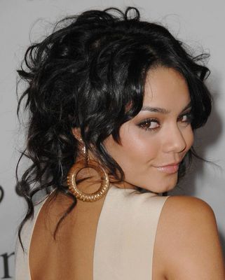 vanessa hudgens 22