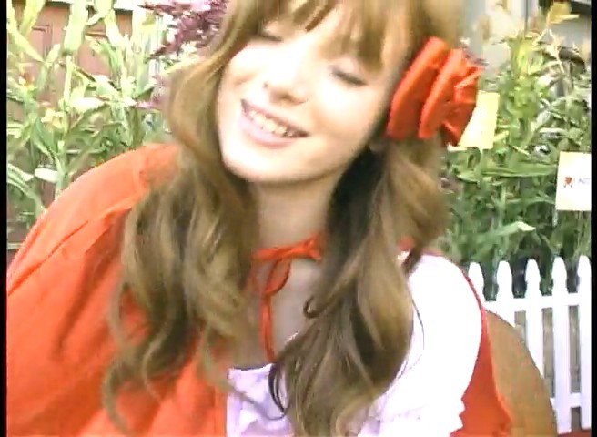 bscap0165 - 0 Bella Thorne transforms into Little Red Riding Hood-ScreenCaps 0