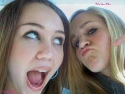 MILEY RARA 25 - Poze rare cu Miley Cyrus 2