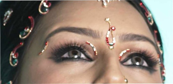 BRIDAL_BINDI