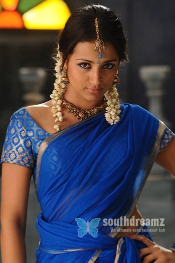 actress-trisha-sexy-stills-30_720_southdreamz - Podoabe indiene1