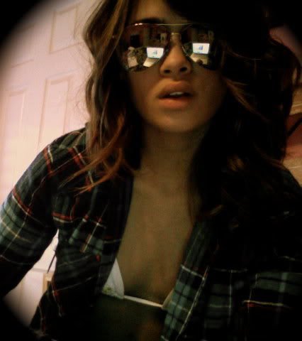 63866_106877976043301_100001632983439_56215_1031049_n - Nicole Anderson