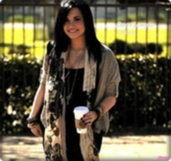 30591978_SAULULBZY - Demi Lovato