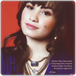 30591982_XBEBEQRUV - Demi Lovato
