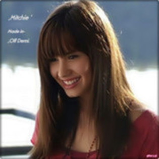 30591986_GORMEPYKX - Demi Lovato