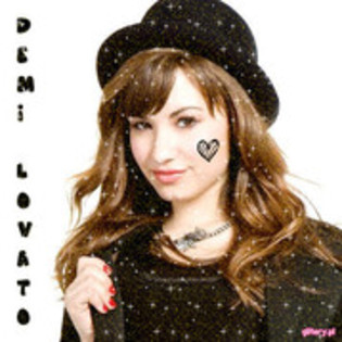 30656039_WCQISWAUD - Demi Lovato