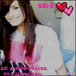 30891267_UQOTNVXPL - Demi Lovato