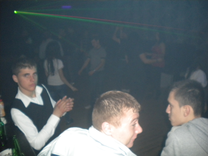 Magoos 033 - Club MAGOO S cartierul Malu Spart