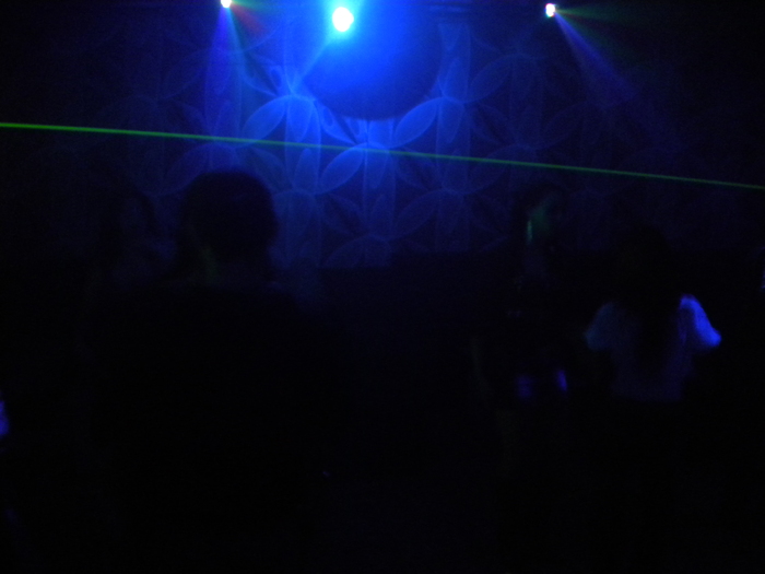 Magoos 042 - Club MAGOO S cartierul Malu Spart