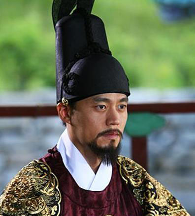 costum de imparat - Costume coreene imperiale