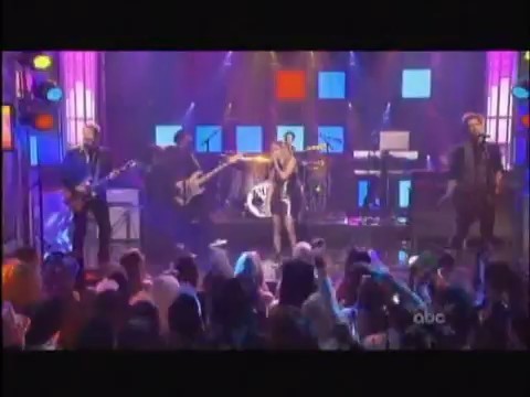 bscap0445 - Avril Lavigne live What the hell at Dick Clarks New Year